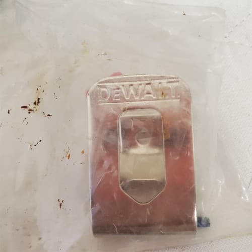 Lot of Assorted Punch, Screws & Other Tools LOT 110 - Thumbnail 20