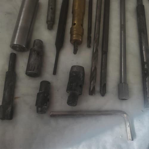 Lot of Miscellaneous Assorted Machine Tools & Parts LOT697 - Thumbnail 8