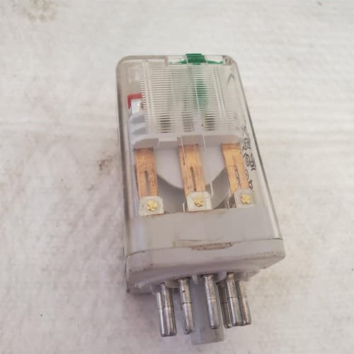 Kuhnke UF3G-24VDC N Plug-in Supply Relay - Thumbnail 2