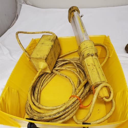 Woodhead Fluorescent Portable Handheld Work Light LOT-864 - Image 1