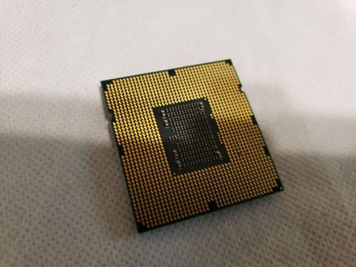 Intel Xeon SLBV4 Quad Core 2.40GHz E5620 12MB Cache LGA1366 Processor CPU - Thumbnail 2
