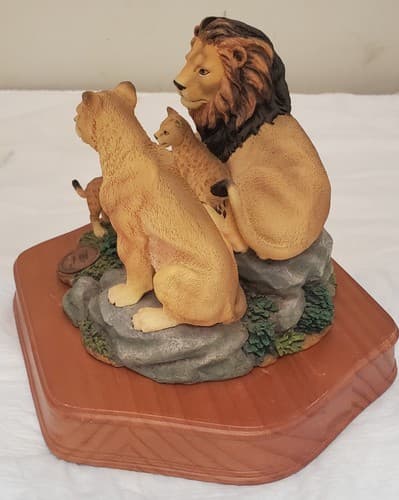 National Geographic Wildlife Collection San Francisco Music Box - Thumbnail 9