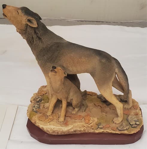 Estevez Creations Limited Wolves Wolf Autumn Lesson Made in Mexico Sculpture - Thumbnail 2