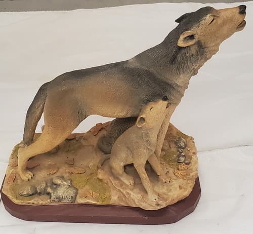 Estevez Creations Limited Wolves Wolf Autumn Lesson Made in Mexico Sculpture - Thumbnail 6