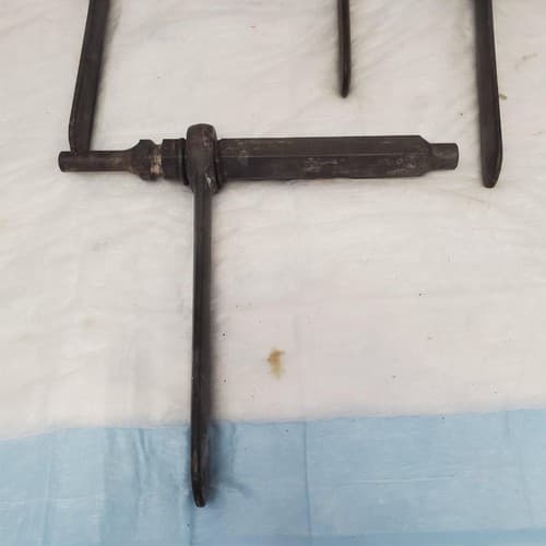 Lot of 4 Assorted Screw Removal Impact Tool LOT-695 - Thumbnail 6