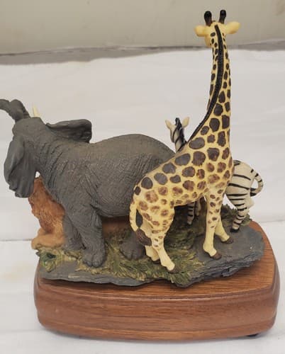 Westland Limited Edition Natures Images Zoo Animals Music Box - Thumbnail 7