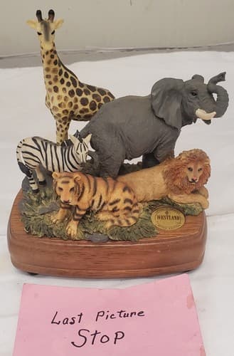 Westland Limited Edition Natures Images Zoo Animals Music Box - Thumbnail 9