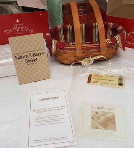 Longaberger Holiday Basket Set 2003–2006 Melody Gumdrop Tinsel Berry w/ Boxes - Thumbnail 10