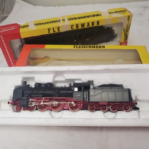 Lot of 2 Fleischmann 4160 and 4178 Toy Train Set - Thumbnail 9