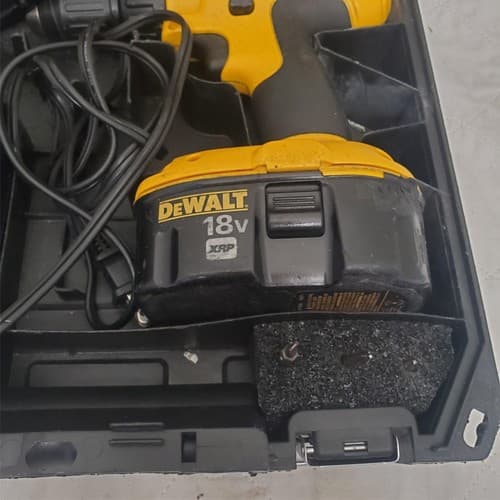Dewalt 18V DC759 Cordless Drill Impact Driver Kit With Case LOT-516 - Thumbnail 5
