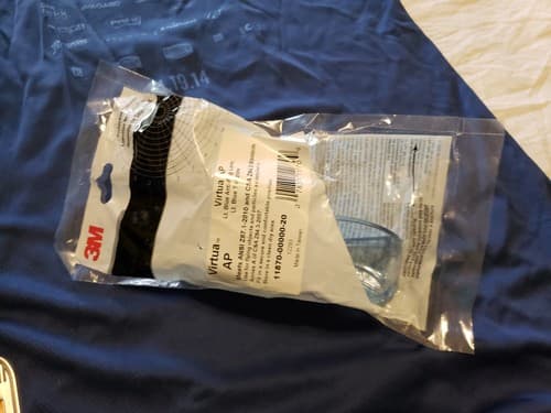 Used Rock NRoll San Antonio 3M Half Marathon Austin Texas Finisher Medal T-Shirt - Thumbnail 6