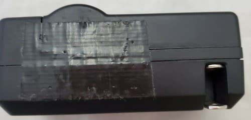 Video / Digital Camera Travel Battery Charger DC 8.4V - 100/240 V - Thumbnail 3