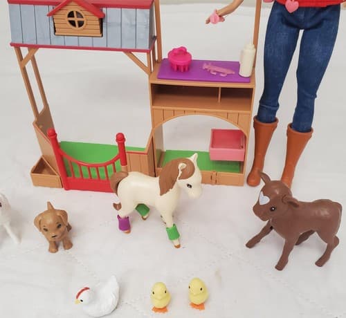 Barbie Sweet Orchard Farm Doll & Vet Playset - Thumbnail 3