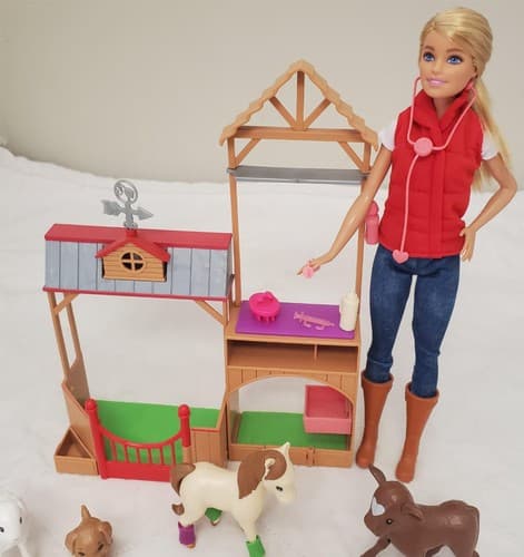 Barbie Sweet Orchard Farm Doll & Vet Playset - Thumbnail 4