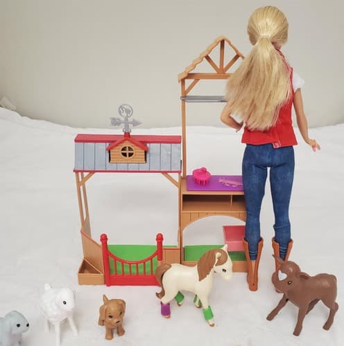 Barbie Sweet Orchard Farm Doll & Vet Playset - Thumbnail 5
