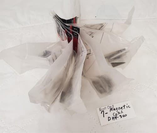 Lot of 7 Bulldog Hardware DHH-300 Magnetic Catch - Thumbnail 6