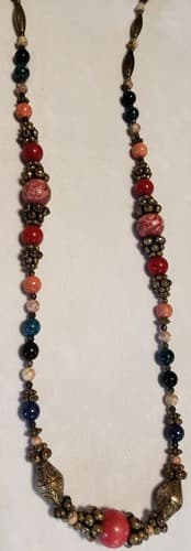 Genuine Ladies Handmade Silver Tone and Red Chips Beaded Necklace - Thumbnail 3