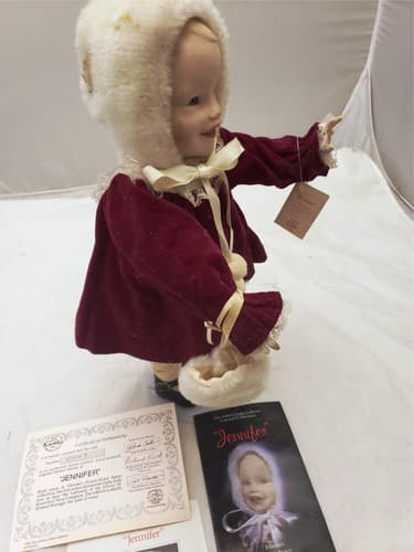 Yolanda Bello Jennifer Doll by Ashton Drake Galleries Porcelain Doll Red Dress - Thumbnail 2