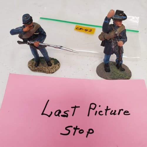 Lot of 2 Hand Painted Metal Toy Soldier CM-42 - Thumbnail 8