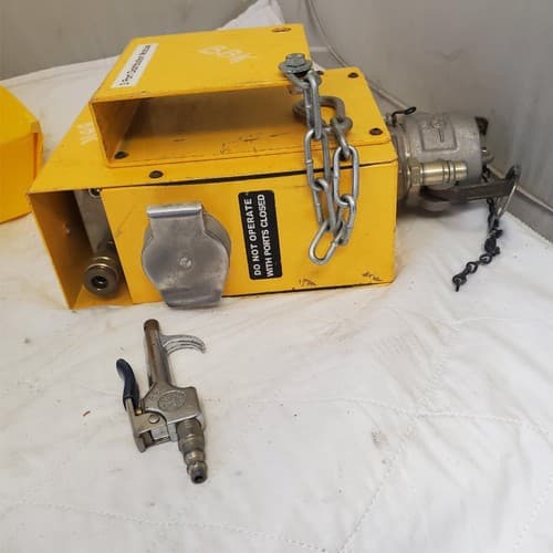 Clayton 3 Port Distribution Module for Electric DustMaster Vacuum LOT-670 - Thumbnail 4