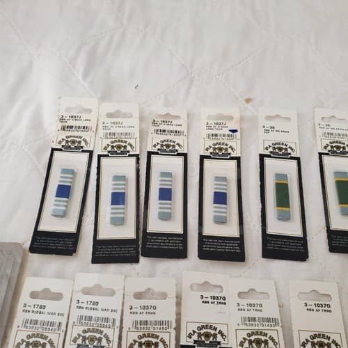 Lot of Assorted Military Ribbon Bars and Pins - Thumbnail 3