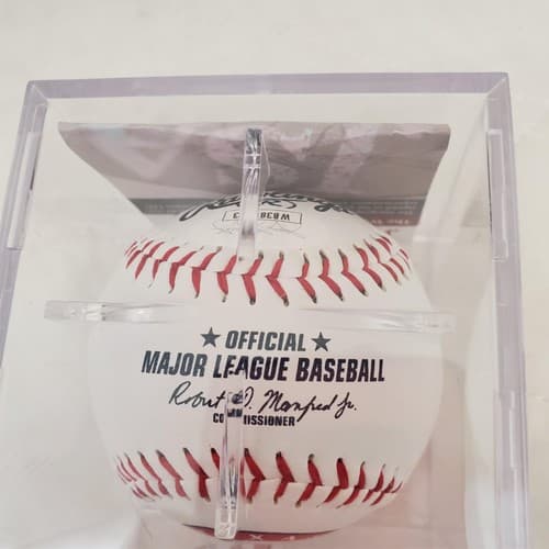 Jose Canseco Autographed Official Major League Baseball with Display Case - Thumbnail 8