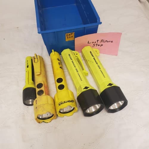 Lot of 5 Pelican SabreLite 2000 Submersible LED Flashlight & Streamlight LOT-320 - Thumbnail 8