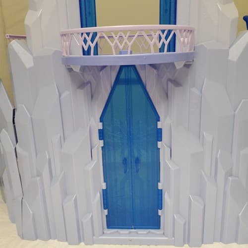 Disney Frozen Elsa's Ice Magic Palace Playset - Thumbnail 9
