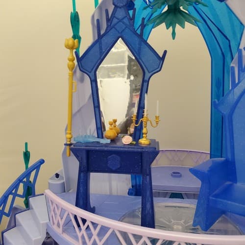 Disney Frozen Elsa's Ice Magic Palace Playset - Thumbnail 16