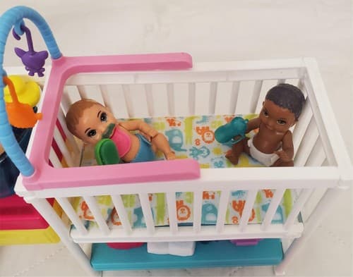 Mattel Nap 'n' Nurture Nursery Barbie Skipper Babysitters Playset - Thumbnail 2