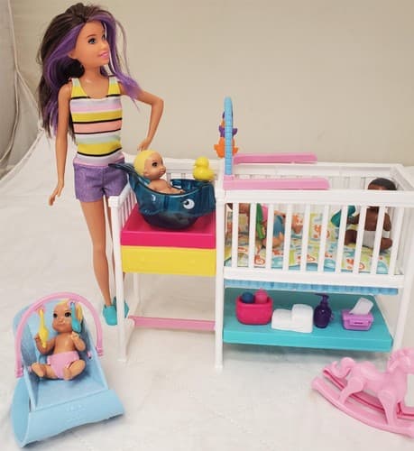Mattel Nap 'n' Nurture Nursery Barbie Skipper Babysitters Playset - Thumbnail 5