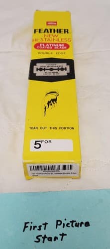 Feather Hi-Stainless Platinum Coated Double Edge Razor Blades - Image 1