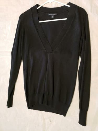 Banana Republic V-Neck Black Long Sleeve Sweater Extra Fine Merino Jumper Small. - Image 1