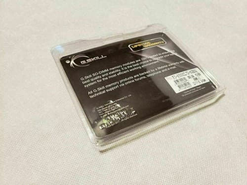 Hynix 2GB 2Rx8 PC3-8500S-7-10-F2 Laptop RAM Memory from Apple MacBook Qty 2 - Thumbnail 2