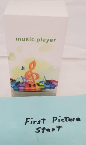 MP3/MP4 Blue Music Player with FM Radio Voice Record & Reet Handsfree - Image 1