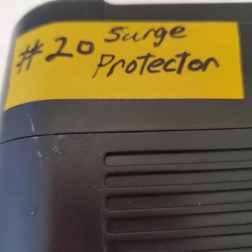 APC Back-UPS ES 550 Surge Protector NO BATTERY INCLUDED #20 - Thumbnail 3