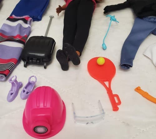 Barbie Dream Careers Barbie Doll Fashion Outfits with Accessories - Thumbnail 4