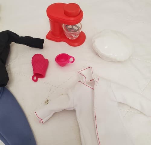 Barbie Dream Careers Barbie Doll Fashion Outfits with Accessories - Thumbnail 7