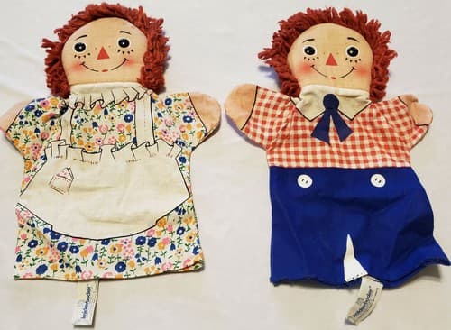 4 Vintage Hand Puppets and Dolls Knickerbocker Raggedy Ann and Andy - Image 1