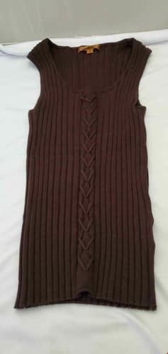 Belldini Women Knit Sleeveless Stretch Ribbed Pullover Scoop Sweater Size M - Image 1