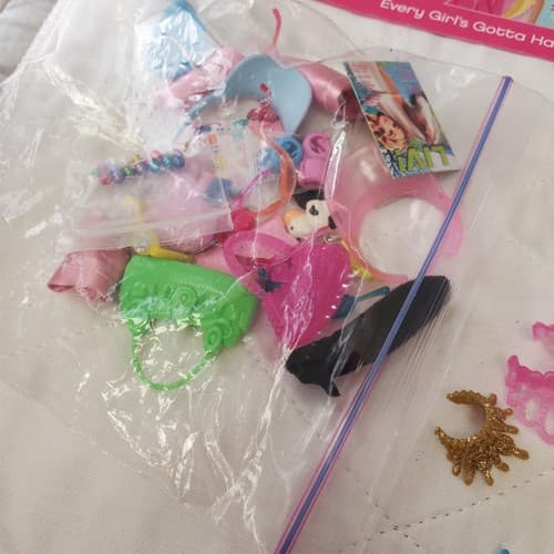 Mattel Barbie Hugs 'n Horses Barbie and Chelsea Blonde Playset #2 Tub - Thumbnail 14