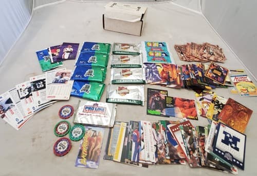 Vintage Lithophane LIGHT STAND Skybox Archie, Beginnings NFL and More Cards - Thumbnail 3