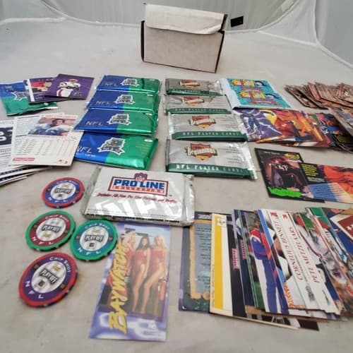 Vintage Lithophane LIGHT STAND Skybox Archie, Beginnings NFL and More Cards - Thumbnail 6