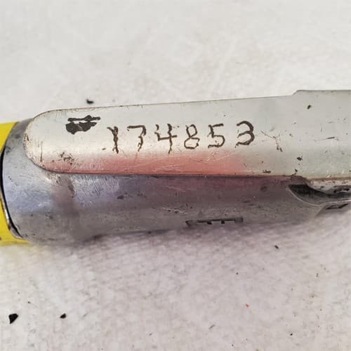 Ingersoll Rand Drive Heavy Duty Pneumatic Air Ratchet Wrench - D39 - Thumbnail 3