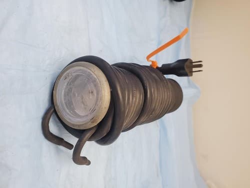 General Manufacturing Stubby II 13 Watt Fluorescent Light - Used - Thumbnail 4