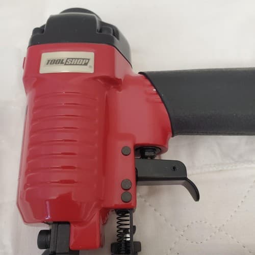 ToolShop 18 GA 2-In-1 SF3232 Brad Stapler & Nailer - Thumbnail 3