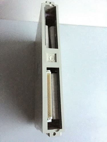 Yamatake Honeywell J-HAM10 High Level Analog Input - Thumbnail 2