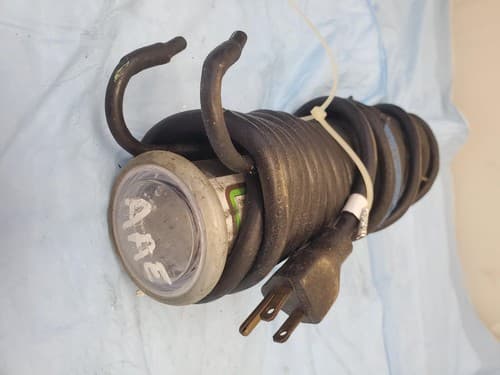 General Manufacturing Stubby II 13 Watt Fluorescent Light - AAE - Image 1