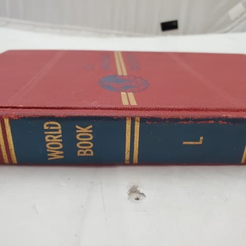 The World Book Encyclopedia Volume J-K /11 and L Volume 12 Hardcover - Thumbnail 4