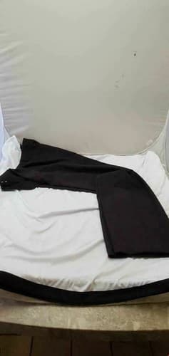 Tahari Arthur S Levine Women's Black Straight Crepe Dress Pant Size 8 - Image 1